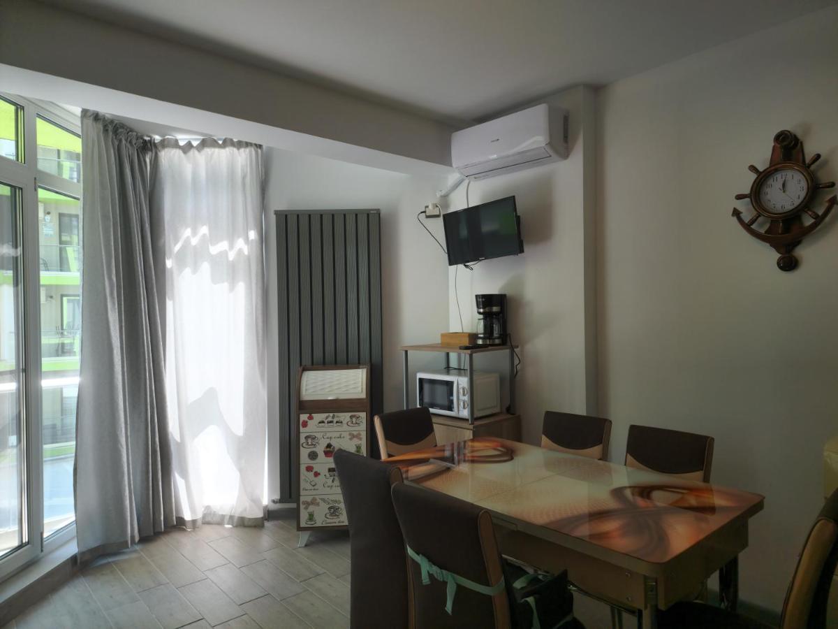 Nasty 24 Aparthotel Pool & Spa Mamaia Nord Năvodari Exterior foto