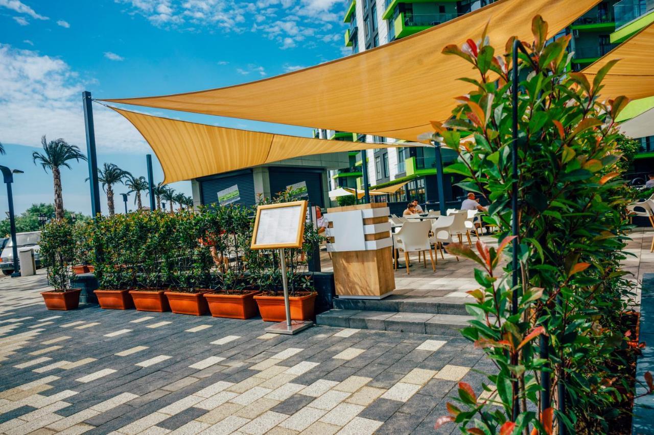 Nasty 24 Aparthotel Pool & Spa Mamaia Nord Năvodari Exterior foto