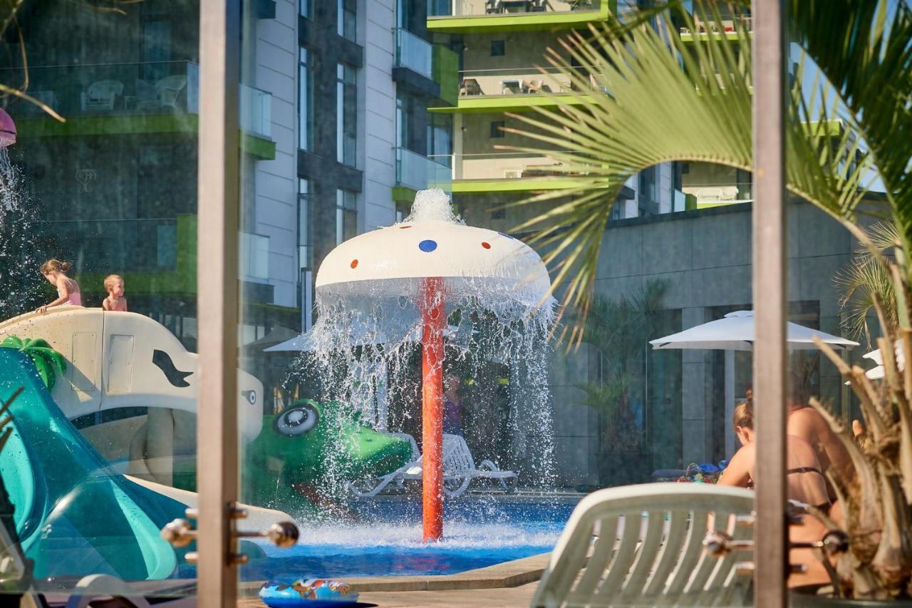 Nasty 24 Aparthotel Pool & Spa Mamaia Nord Năvodari Exterior foto